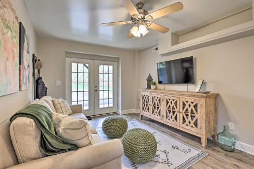 Vilas House | Stylish Vilas Hideaway Hike, Ski and Explore!