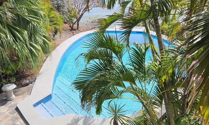 Lance aux Epines Villa | Stylish Villa With Amazing Views