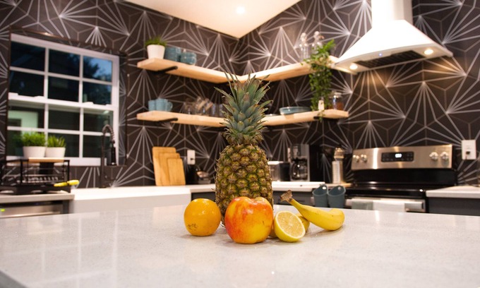 Palm Coast House | Stylish , yet cozy home in Palm Coast Florida!