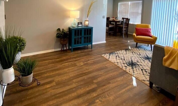 Norman Apartment | [SU 922-2] Graciela's Campus-close 2 bedroom luxury, Evie's campus
