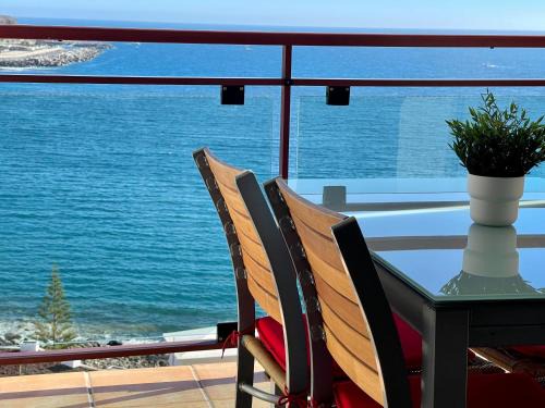 Mogan Apartment | Su Eminencia - Sea View Apartment with Modern Comforts