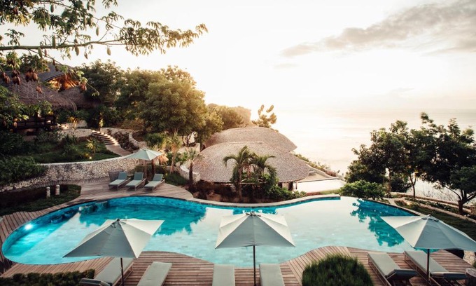 Uluwatu Resort | Suarga Padang Padang