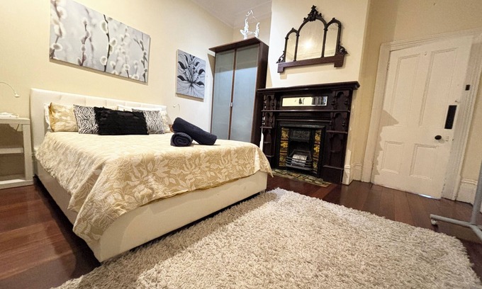 Shenton Park Apartment | Subiaco 1Bd in Heritage Home Gem!