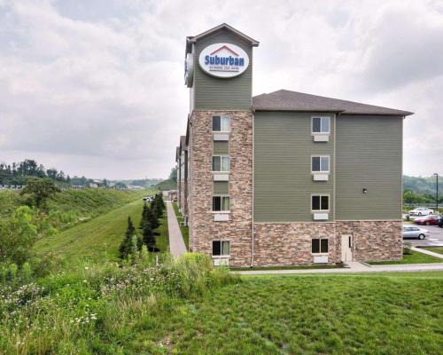 Triadelphia Hotel | Suburban Studios Triadelphia - Wheeling at The Highlands