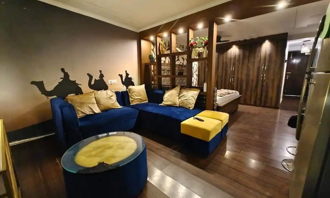 New Delhi Apartment | Sufiyana Plain But Beautiful 3