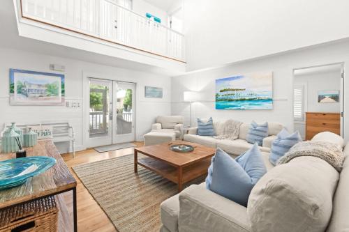 Seaside House | Sugar and Spice