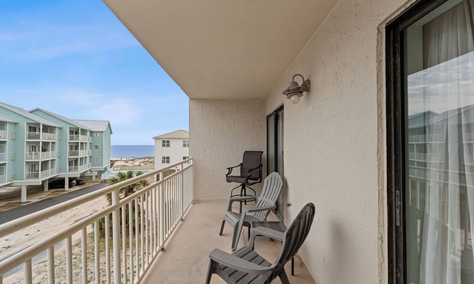 Ono Island Condo | Sugar Beach 221 | 4 Beachfront Pools & Snack Bar | My Beach Getaways