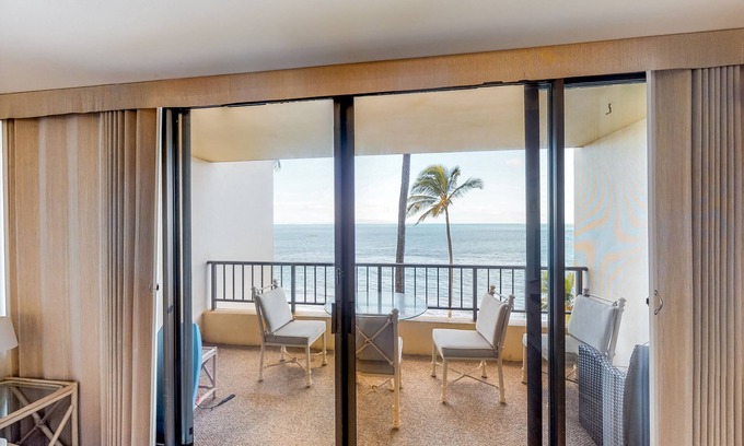 Kihei Condo | Sugar Beach Resort Condo w/Free WiFi, Shared Pool/Hot tub-Snorkel, Surf, Swim