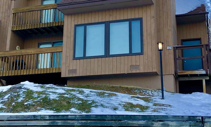 Warren Condo | Sugarbush On Mountain Ski Condo
