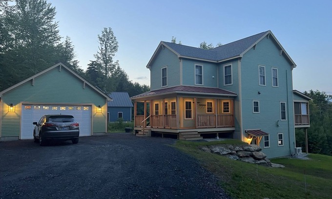 Waitsfield House | Sugarbush Resort - Gorgeous Home 1/2 mile from the Base of Mt. Ellen.