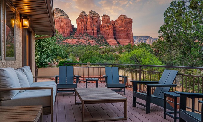 West Sedona House | Sugarloaf House | Private Trail Access | Hot Tub | Game Room | OMG Red Rock Views