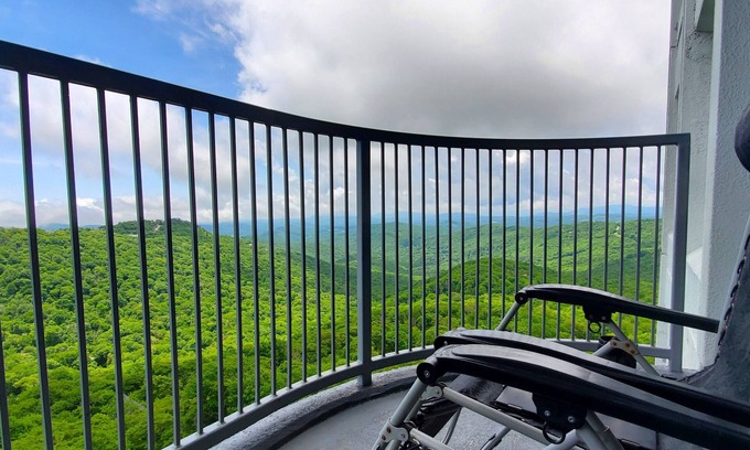 Sugar Mountain Apartment | Sugartop Resort 6th-Floor Corner Condo: Breathtaking Mountain Views - 2BR