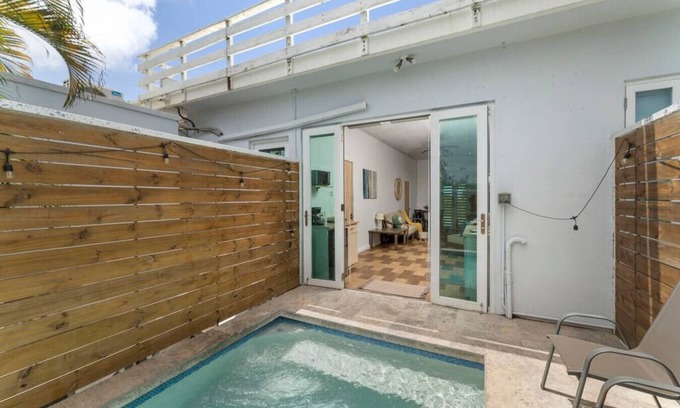 Puntas Apartment | Suite 2 at Road 413 with private pool
