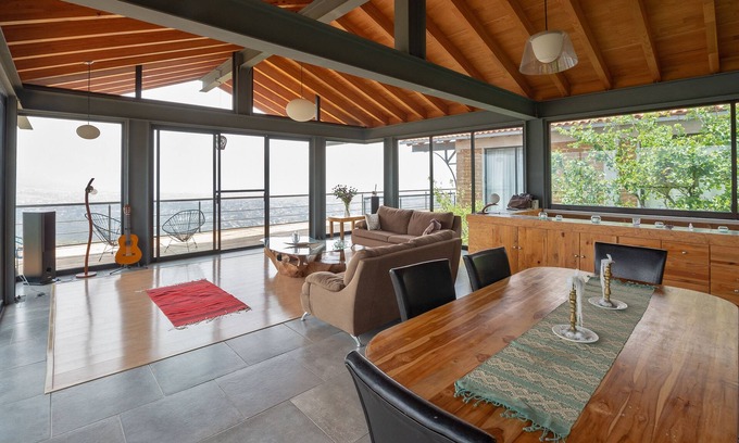 Oaxaca House | Suite Arbolada: sleep in the forrest with direct access to the pool
