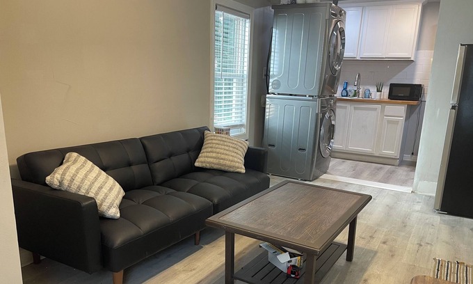 Church Street House | Suite B has everything you need!