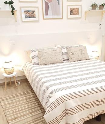 Guspini Apartment | SUITE BLANC APARTMENTS - Monolocali indipendenti con cucina e bagno privato - Check-in e check-out con codice in autonomia h24 - Terrazza in comune NECESSARIO AVERE WATHSAPP O APP DI MESSAGGISTICA ISTANTANEA PER FOTO E VIDEO