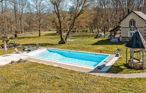 Gien House | Suite Charmilles Avec Piscine
