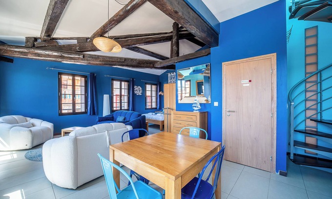 Saint-Jean Apartment | Suite Coronell Family Room