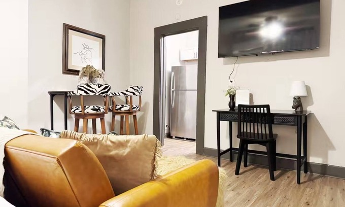 Evansville Apartment | Suite Home Indiana #2