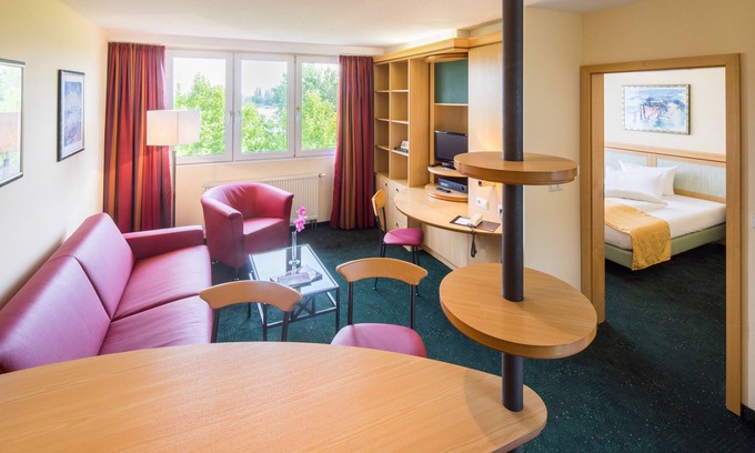 Paunsdorf Hotel | Suite Hotel Leipzig - Ferienwohnung mit Küche/bad und 2 Getrennten Zimmern