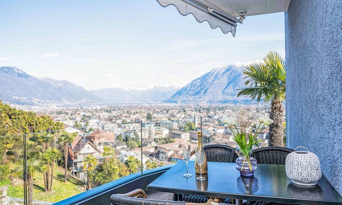 Ascona Apartment | Suite Modern by Interhome