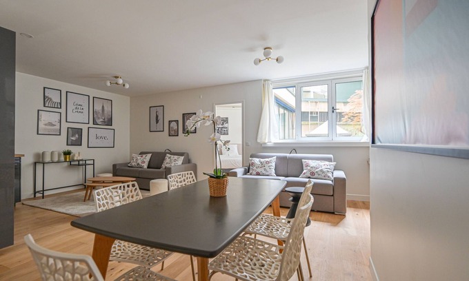 Faubourg-du-Roule Apartment | Suite Monceau