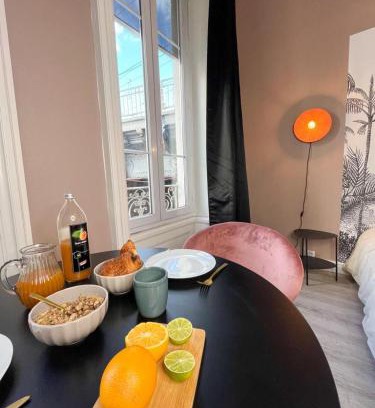 2nd Arrondissement Apartment | Suite Petra
