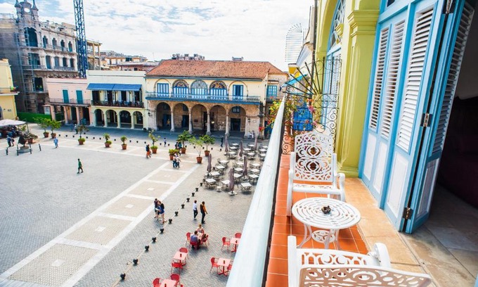 Old Havana Hotel | Suite Plaza Vieja, "Luxury Holiday in Old Havana"