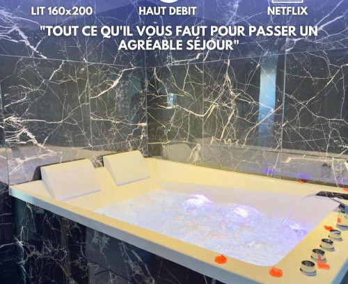 Cuincy Apartment | Suite Romantique - Balneo Privé - Parking
