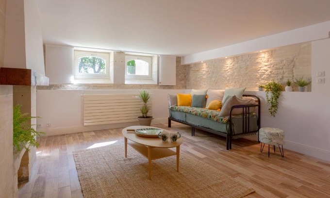 Ver-sur-Mer Bed & Breakfast | SUITE Souplex Château Côte de Nacre