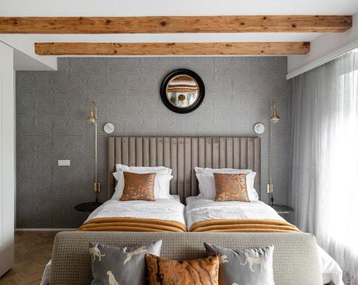 Kaunas House | Suite with private bathroom at three bedroom interwar Villa Grabyte with daily spaces to share by pine forest on the bank of the river- 8min by car from old town