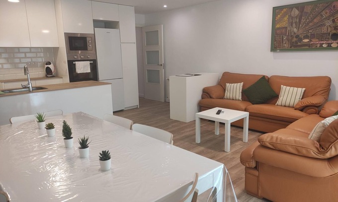 Avinguda de Carlemany Apartment | SUITEDREAMS - Pollancre 23