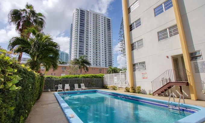 Midtown Condo | Suites at 23 Palms By RocketStay