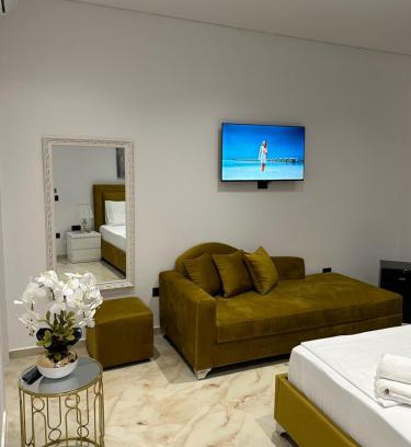 Qafe e Gjashtes Apartment | Suites by Era