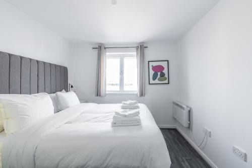 Abbey Wood Apartment | Suites by Rehoboth - Abbey Wood Station - London Zone 4