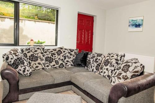 Killarney Apartment | Sullcon Apartment