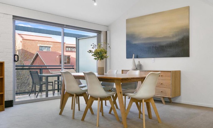 Sullivan's Cove Apartment | Sullivans Cove Apartments