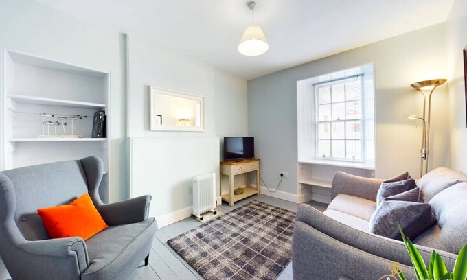 Sumburgh Apartment | Sumburgh Head Lighthouse - Occasional Keepers