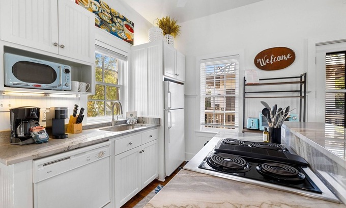 Rosemary Beach House | Summer Availability! Blu Manor - Carriage House! South of 30A in Rosemary Beach! 2 Adult Bikes!