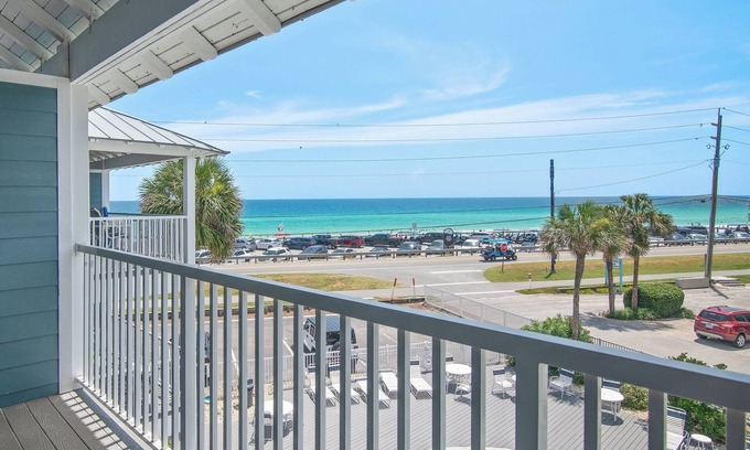 Miramar Beach Condo | Summer Breeze 305: Oceanfront Condo with an AMAZING View, Newly Remodeled!