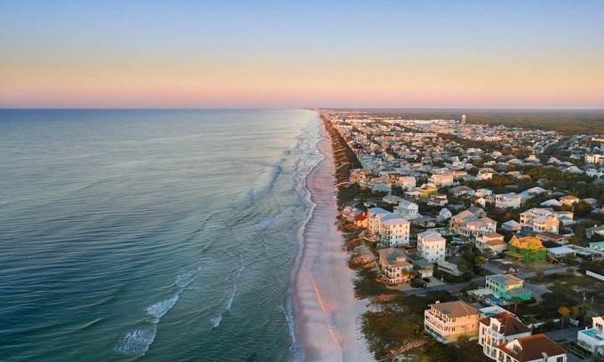 Rosemary Beach Condo | Summer Dates Available! TOP Floor Condo! "Palmer Flat" Quick Walk to Town Center!