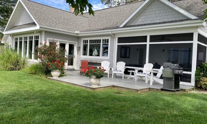 Tilghman House | SUMMER DATES BOOKING FAST- BOOK YOUR STAY NOW!