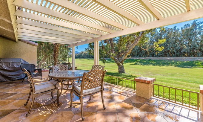 Palm Desert Condo | Summer Escape: Save 25% Now!