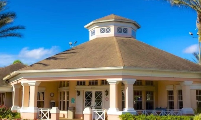 Windsor Palms House | SUMMER/FALL SPECIAL - Veteran Owned 3bdr/3bath Townhome 3mi to Disney; Free WiFi