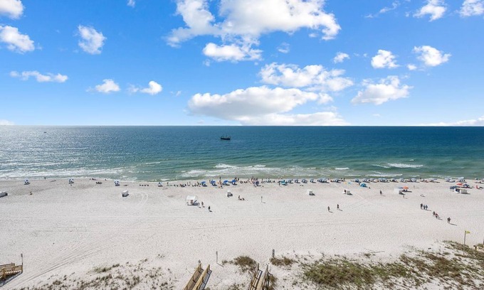 Orange Beach Condo | Summer House 901A by ALBVR - Gorgeous Beachfront Corner Condo with Incredible Views