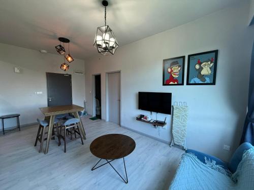 Downtown Kota Kinabalu Apartment | SUMMER LOVE SEAVIEW JESSELTON QUAY Gaya STREET NIGHT MARKET SURIA SABAH 夏恋旅居