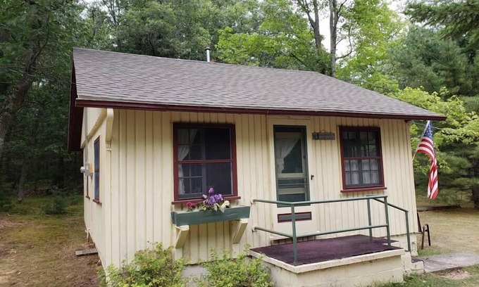 Tawas City Cabin | Summer, Mermaid Coast Cottages on Lake Huron