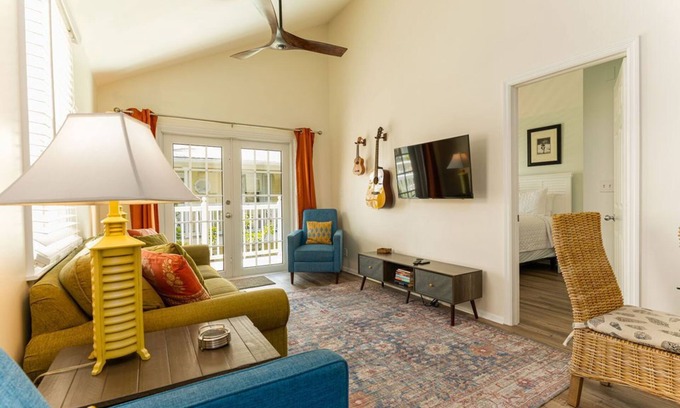 Bahama Village Condo | SUMMER RATES STARTING AT 200 PER NIGHT! nMAI TAI TERRACE - KEY WEST
