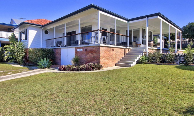 South West Rocks House | Summer Salt 13-15 Sturt St SWR