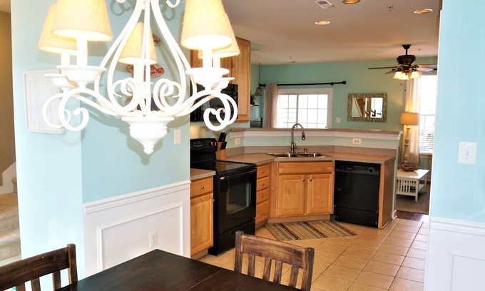 Villages of Five Points House | SUMMER SOLSTICE– 3BR, 2.5BA | 3 Bed, 2.5 Bath
